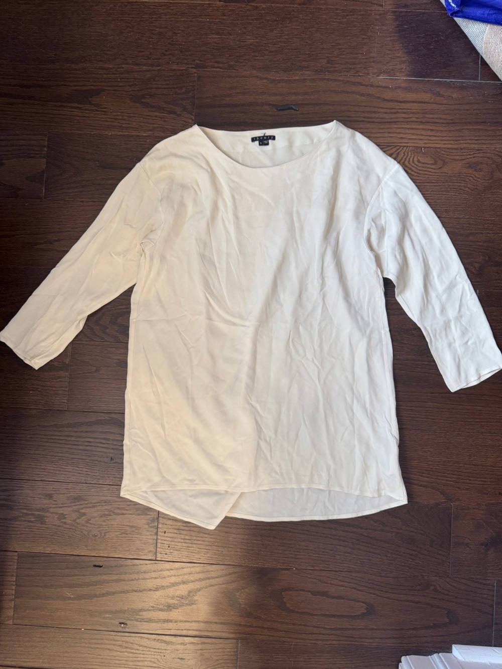 Theory Cream Scoop Neck Long-Sleeve Sweater